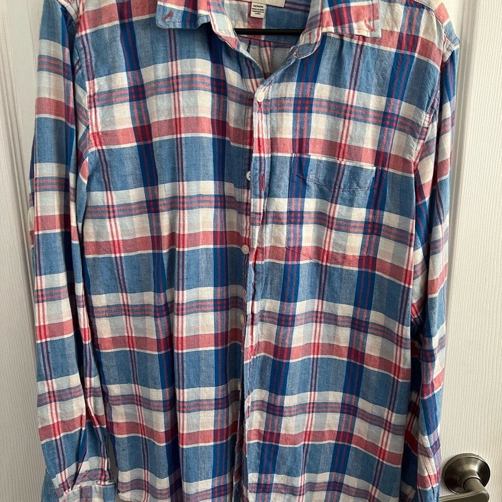 American eagle men’s medium long sleeve shirt